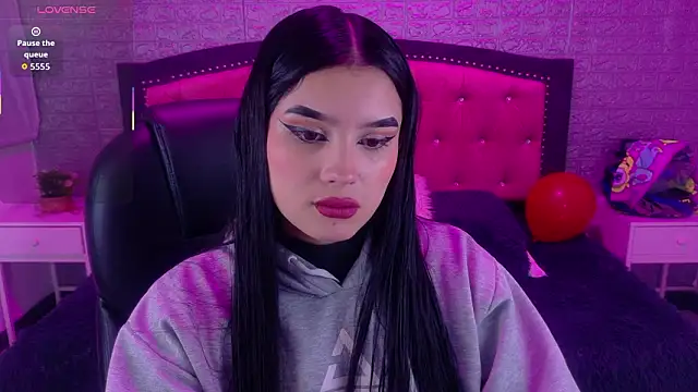 Natalie loffreda online show from 7, 3, 2026