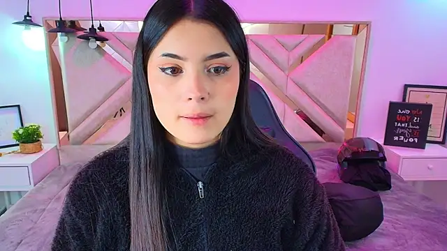 Snapshot of Natalie_loffreda chatting on 15, 6, 2026 Natalie loffreda online show from 15, 6, 2026