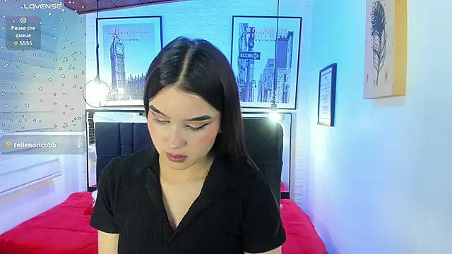 Snapshot of Natalie_loffreda chatting on 12, 9, 2025 Natalie loffreda online show from 12, 9, 2025