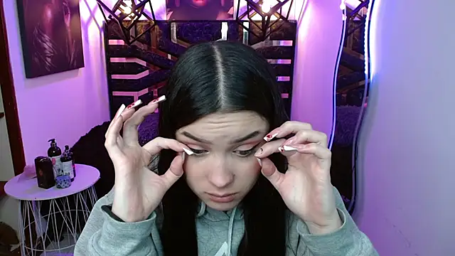 Natalie loffreda online show from 3, 6, 2026