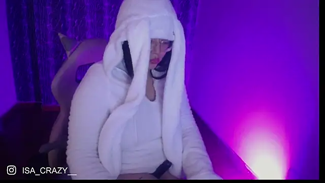 isa  crazy   online show from 19, 9, 2025