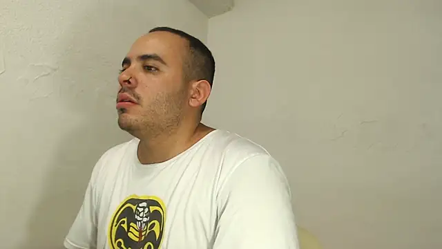 Snapshot of Ana_ThiagoxX chatting on 5, 5, 2026 Ana ThiagoxX online show from 5, 5, 2026