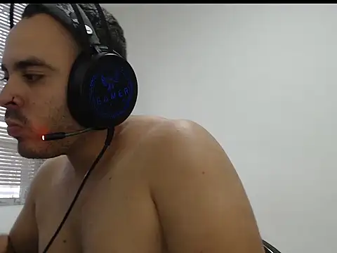 Ana ThiagoxX online show from 9, 3, 2026