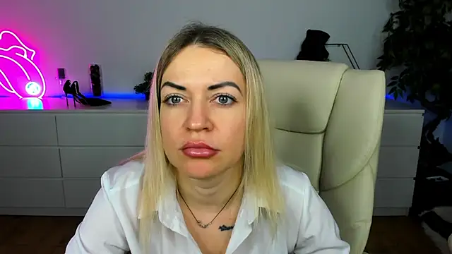 Anna Snows online show from 1, 12, 2025