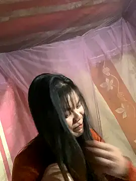 PhanHaa online show from 18, 12, 2025