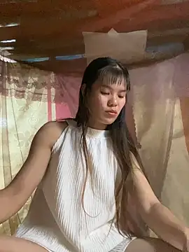 PhanHaa online show from 5, 10, 2025