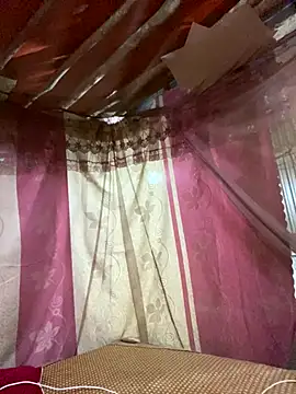 PhanHaa online show from 22, 9, 2025