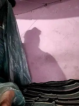 Riya hot12 online show from 5, 10, 2025