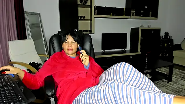 Ella sweety00 online show from 10, 4, 2026