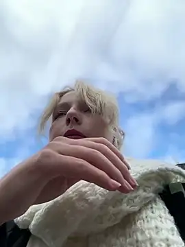 EveLittleSinner online show from 19, 9, 2025