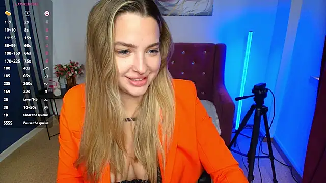 Snapshot of Emma__Ross chatting on 22, 6, 2026 Emma Ross online show from 22, 6, 2026