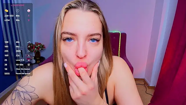 Emma  Ross online show from 15, 4, 2026