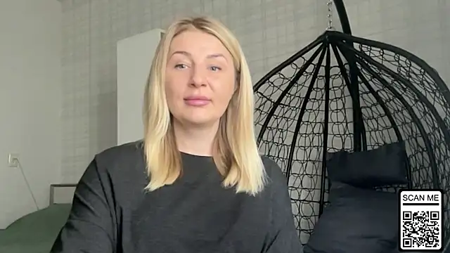 Blondie xoxoxo online show from 4, 4, 2026