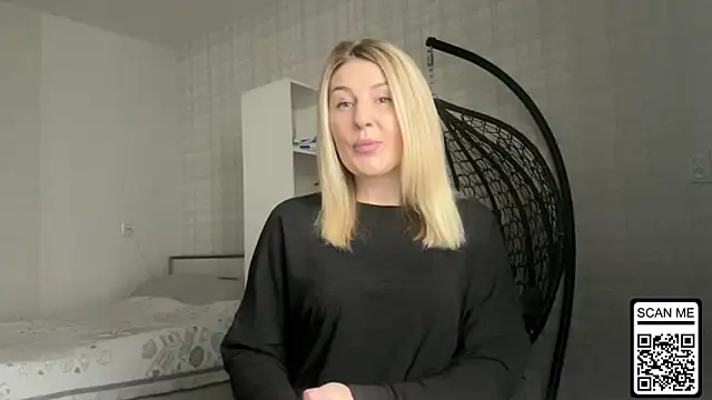 Blondie xoxoxo online show from 29, 3, 2026