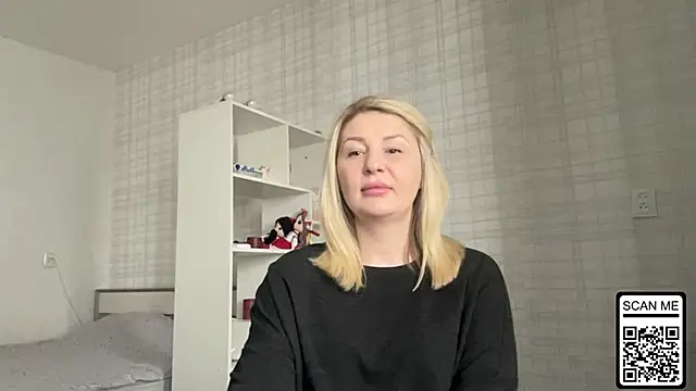 Snapshot of Blondie_xoxoxo chatting on 9, 2, 2026 Blondie xoxoxo online show from 9, 2, 2026