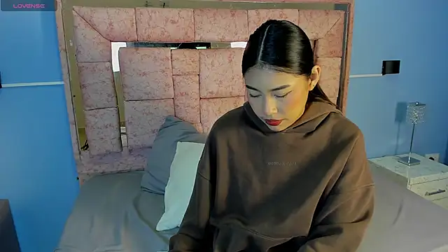 LICKY LOV online show from 24, 10, 2025