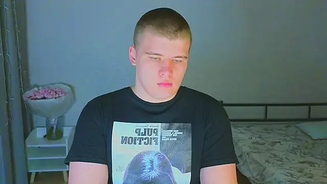 kittenmurr online show from 2, 11, 2025