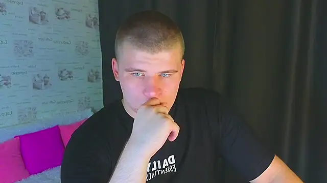 kittenmurr online show from 23, 9, 2025