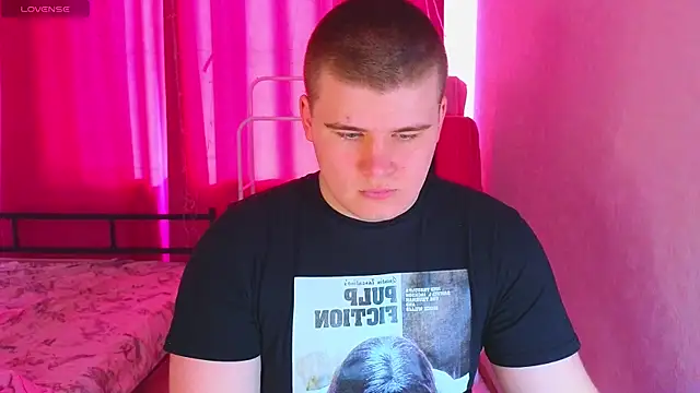 kittenmurr online show from 4, 4, 2026