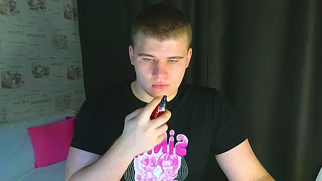 kittenmurr online show from 8, 9, 2025