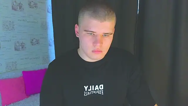 kittenmurr online show from 4, 10, 2025