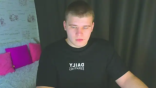 kittenmurr online show from 29, 9, 2025