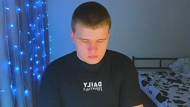 kittenmurr online show from 28, 11, 2025