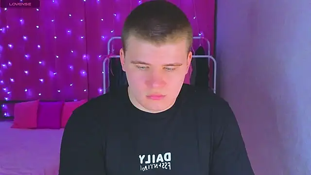 kittenmurr online show from 14, 1, 2026