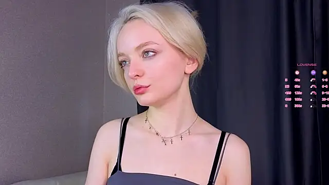 ShizukaBlanche online show from 11, 10, 2025