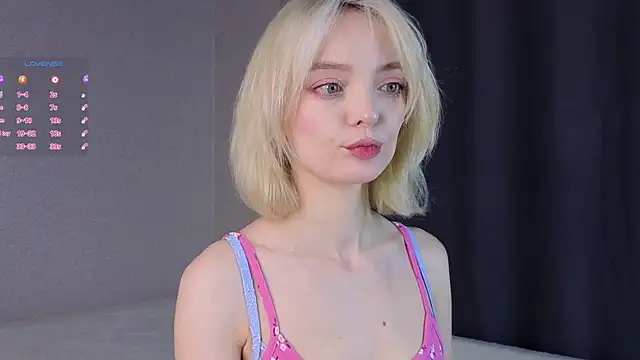 ShizukaBlanche online show from 7, 11, 2025