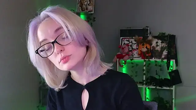 ShizukaBlanche online show from 25, 9, 2025