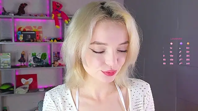 ShizukaBlanche online show from 11, 9, 2025