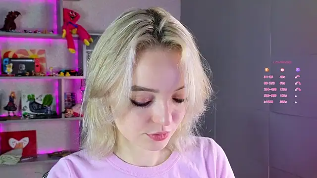 ShizukaBlanche online show from 10, 9, 2025