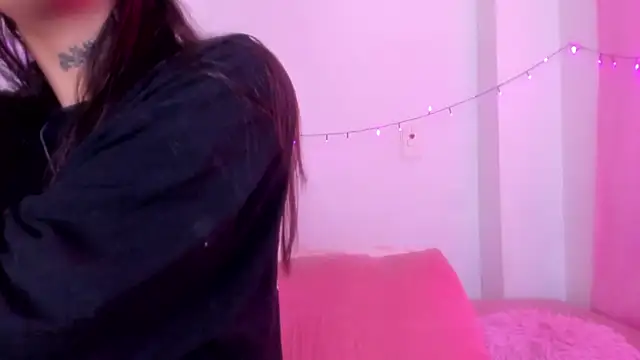 Abby roussee online show from 18, 11, 2025