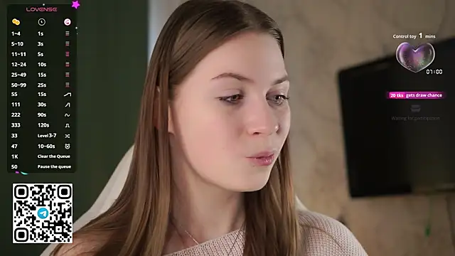 Snapshot of Stella_of_steel chatting on 17, 10, 2025 Stella of steel online show from 17, 10, 2025