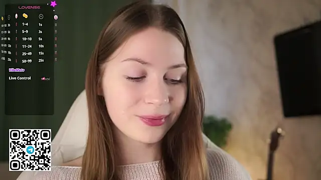 Snapshot of Stella_of_steel chatting on 3, 11, 2025 Stella of steel online show from 3, 11, 2025