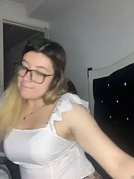 Blair Bunnyy online show from 7, 1, 2026