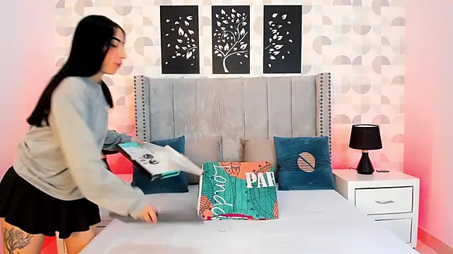 natasha moreno online show from 10, 2, 2026