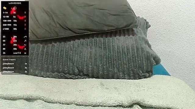 JackieWilliams  online show from 1, 11, 2025