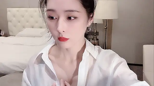 Ianxuan online show from 14, 9, 2025