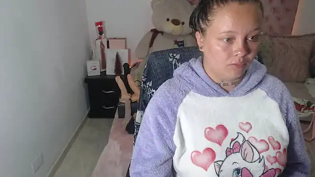 patty squirt  online show from 8, 10, 2025