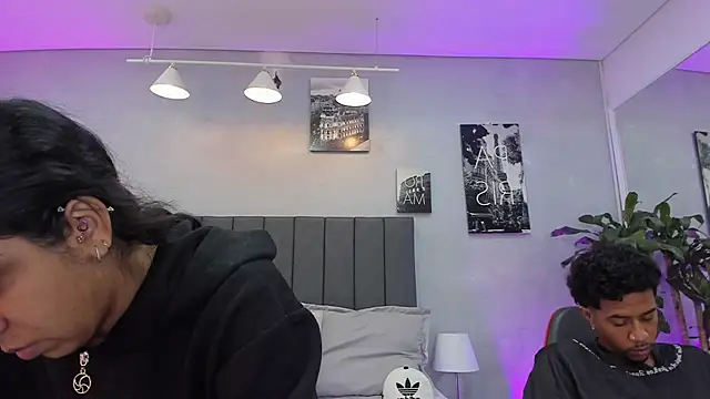 violet and myers online show from 28, 10, 2025