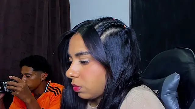 violet and myers online show from 8, 4, 2026