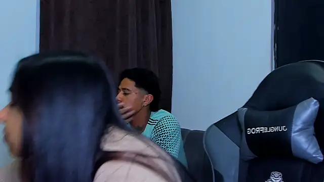 violet and myers online show from 8, 4, 2026