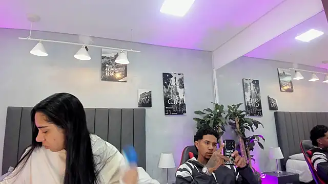 violet and myers online show from 18, 11, 2025