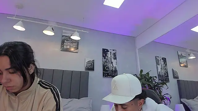 violet and myers online show from 30, 10, 2025