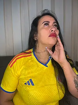 Snapshot of _ruby_manrique_ chatting on 18, 6, 2026 ruby manrique online show from 18, 6, 2026