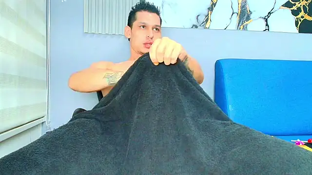 Snapshot of MARCUS_SMITHH1 chatting on 27, 10, 2025 MARCUS SMITHH1 online show from 27, 10, 2025