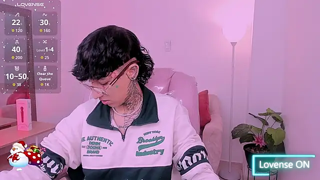 Luci Rose online show from 19, 12, 2025