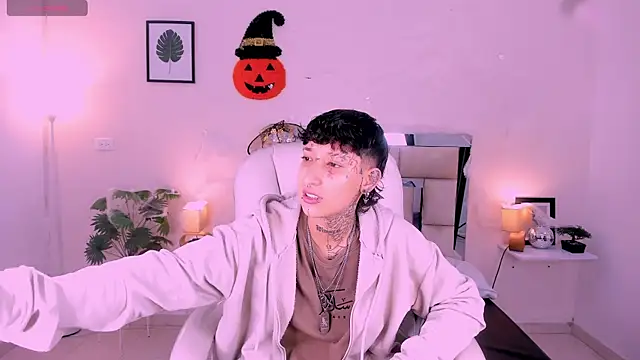 Luci Rose online show from 18, 10, 2025